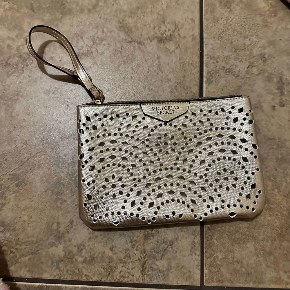 NWT Victorias Secret Gold Metallic Wristlet Cosmetics Bag